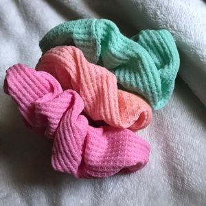 Pastel bundle of 3 hair scrunchies